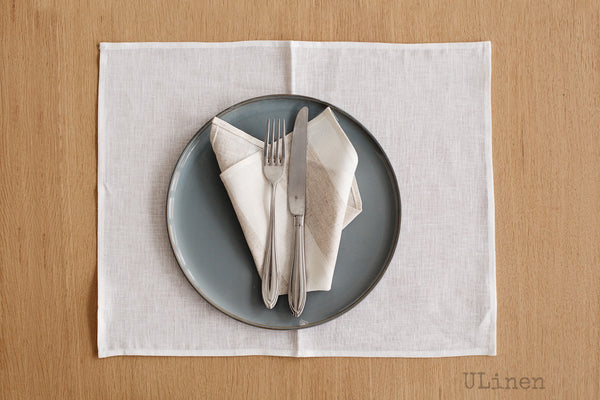 Set of 2 Linen Napkins in Cream & Silk color