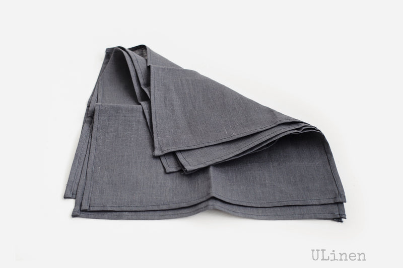 Set of 2 Linen Napkins in Basalt Gray Color